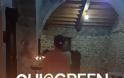 Αυλωνάρι: Η εικόνα έξω από την εκκλησία που κάνει μικρούς και μεγάλους να κολλούν! [video] - Φωτογραφία 2