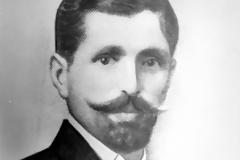 Τα εγγόνια, τίμησαν τον ήρωα και εφευρέτη του πρώτου ανεμόμυλου