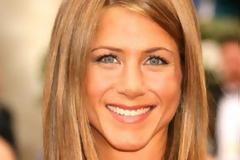 Δες την υπερπολυτελή βίλα της Jennifer Aniston στο Beverly Hills!