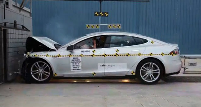 Τόσο ασφαλές που διέλυσε τον μηχανισμό του crash-test! - Φωτογραφία 2