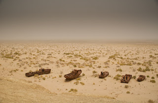 ΔΕΙΤΕ: Ένα παράξενο νεκροταφείο πλοίων στην έρημο - Φωτογραφία 1