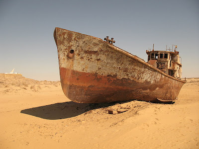 ΔΕΙΤΕ: Ένα παράξενο νεκροταφείο πλοίων στην έρημο - Φωτογραφία 3