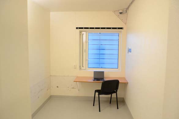 Αυτό είναι το κελί του αδίστακτου Νορβγού δολοφόνου Anders Breivik! - Φωτογραφία 3