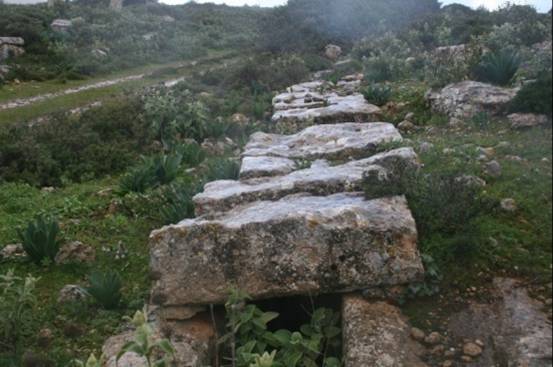 Σκηνές Σοκ στην απελευθερωμένη Λιβύη: Ισλαμοφασίστες ισοπεδώνουν αρχαία Ελληνική Νεκρόπολη (προστατευόμενη και από την Unesco!) - Φωτογραφία 2