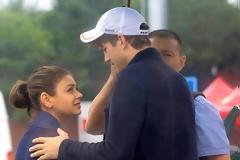 Mila Kunis και Ashton Kutcher ερωτευμένοι στην Κίνα