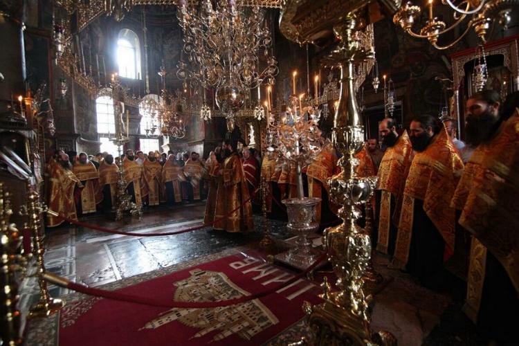 3534 - Φωτογραφίες από τους εορτασμούς της Κοίμησης της Θεοτόκου και της μνήμης του Γέροντος Ιωσήφ του Ησυχαστή στην Ιερά Μονή Βατοπαιδίου - Φωτογραφία 2
