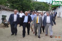 Περνά-περνά ο πρόξενος…