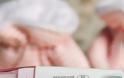 Σάλο προκαλεί η νέα τάση στην Αμερική - Γυναίκες αγοράζουν θετικά τεστ εγκυμoσύνης