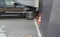 Παρκάρει σε θέση στάθμευσης ΑμεΑ στα Τρίκαλα