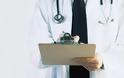 Οι αρνητές της δωρεάν εξέτασης! Γιατί πολλοί γιατροί αρνούνται το δωρεάν εισιτήριο για ανασφάλιστους