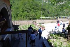 Επισκευάζεται η Ιερά Μονή Αγίας Τριάδας Βοίου. Την δημοπράτηση του έργου  υπέγραψε ο Περιφερειάρχης Δυτικής Μακεδονίας Γιώργος Δακής