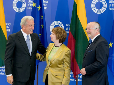 ΔΗΛΩΣΗ ΥΠΟΥΡΓΟΥ ΕΘΝΙΚΗΣ ΑΜΥΝΑΣ ΔΗΜΗΤΡΗ ΑΒΡΑΜΟΠΟΥΛΟΥ ΜΕΤΑ ΤΟ ΠΕΡΑΣ ΤΟΥ ΑΤΥΠΟΥ ΣΥΜΒΟΥΛΙΟΥ ΥΠΟΥΡΓΩΝ ΑΜΥΝΑΣ ΤΗΣ Ε.Ε. ΣΤΗ ΛΙΘΟΥΑΝΙΑ - Φωτογραφία 2