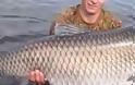 Ψάρι 29 κιλών στο Τσέρνομπιλ! [video]