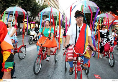 Οι Πατρινοί καρναβαλιστές τρέλαναν τη Θεσσαλονίκη! - Δείτε φωτο από την απογευματινή παρέλαση - Φωτογραφία 12