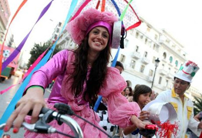 Οι Πατρινοί καρναβαλιστές τρέλαναν τη Θεσσαλονίκη! - Δείτε φωτο από την απογευματινή παρέλαση - Φωτογραφία 13