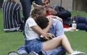 Μπράντλεϊ Κούπερ: Αγκαλιές και φιλιά με το νέο του κορίτσι - Φωτογραφία 4