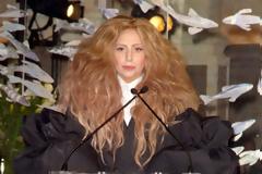 Lady Gaga, Τζέσικα Μπίελ και Χάιντι Κλουμ έλαμψαν στα Fashion Media Awards 2013!