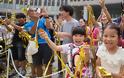 Oι Ιάπωνες πανηγυρίζουν για την ανάληψη των Ολυμπιακών Αγώνων