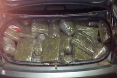 Μπίζνες στα Βαλκάνια..Κι άλλη σύλληψη Αλβανού ναρκέμπορα στο εθνική οδό στο Αγρίνιο.