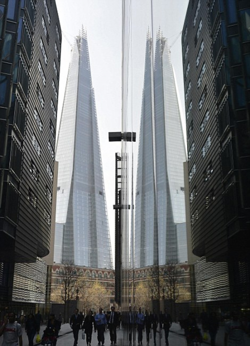 Σκαρφαλώνοντας στο υψηλότερο κτήριο της Ευρώπης - Φωτογραφία 5