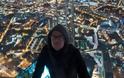 Σκαρφαλώνοντας στο υψηλότερο κτήριο της Ευρώπης