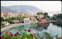 “Πτωχεύστε την Ελλάδα και αγοράστε ευκαιρίες στα νησιά της”