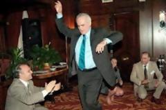 Άκης Τσοχατζόπουλος:η άνοδος,η εξουσία,η πτώση,η σύλληψη.Όλη η πορεία με σπάνιες φωτογραφίες