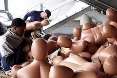 Πως βάζουν ψεύτικους κομπάρσους σε ταινίες; [pics]