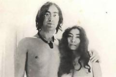 Ο John Lennon και η Yoko Ono γυμνοί ( Photos )