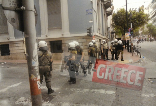 ΑΠΟΚΑΛΥΨΗ: Το ίδιο τάγμα δολοφόνων των ΜΑΤ που χτύπησε τον Μάριο Λώλο άφησε ανάπηρο τον Μανώλη Κυπραίο! [ΦΩΤΟ - ΝΤΟΚΟΥΜΕΝΤΟ] - Φωτογραφία 4