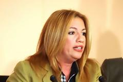 Νέα... ελληνόπουλα έχρισε η Φωφάρα!