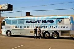 VIDEO: Λεωφορείο - παράδεισος για το hangover