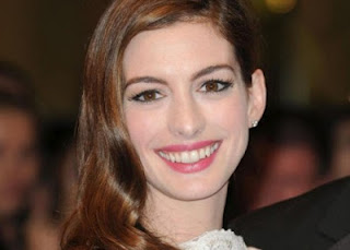 Το ξυρισμένο νέο look της Anne Hathaway ( Photos ) - Φωτογραφία 1