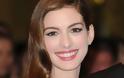 Το ξυρισμένο νέο look της Anne Hathaway ( Photos )