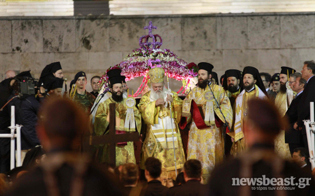 Νύχτα κατάνυξης στο κέντρο της Αθήνας - Φωτογραφία 5