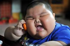 Είναι μόλις 3 ετών και ζυγίζει 57 ολόκληρα κιλά ( Photos )