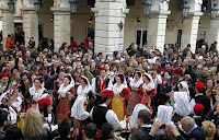 Λίγο πριν το Πάσχα, οι Έλληνες το γιορτάζουν - Φωτογραφία 1