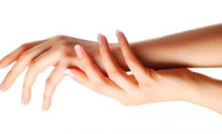 Τι σημαίνουν τα συμπτώματα στα χέρια - Φωτογραφία 1