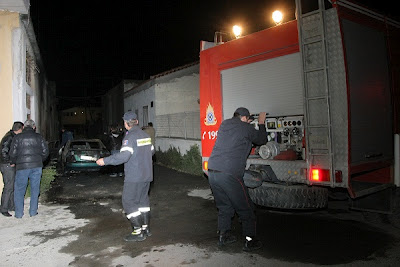 Πυρπόλησαν αυτοκίνητα Βουλγάρων στους Κουνάβους Ηρακλείου μετά την συμπλοκή! [video] - Φωτογραφία 3