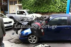 Λαμία: Σοβαρό τροχαίο με μηχανή στην οδό Υψηλάντη