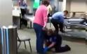 VIDEO: Γυναίκα ξέσπασε σε λυγμούς την ώρα της σωματικής έρευνας!