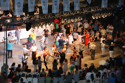 Εντυπωσιακή η ελληνική παρουσία στο 45ο Φεστιβάλ της αρχαίας Εφέσου, στην Τουρκία - Φωτογραφία 2