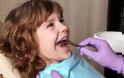 Παιδιά με σάπια δόντια γιατί οι άνεργοι γονείς δεν μπορούν να καλύψουν τα έξοδα των εξετάσεων