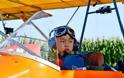 Έκανε τον 5χρονο γιο του πιλότο! Σοκάρει με την αυστηρή εκπαίδευση