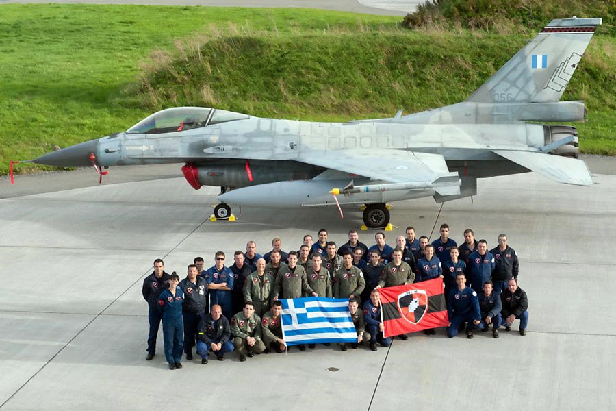 Η Ελληνίδα αμαζόνα των F 16 που εντυπωσίασε το ΝΑΤΟ - Φωτογραφίες - Φωτογραφία 7