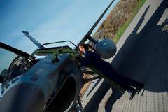 Η Ελληνίδα αμαζόνα των F 16 που εντυπωσίασε το ΝΑΤΟ - Φωτογραφίες...