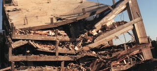 27 χρόνια από το φονικό χτύπημα του Εγκέλαδου στην Καλαμάτα - Συγκλονιστικό βίντεο - Φωτογραφία 1