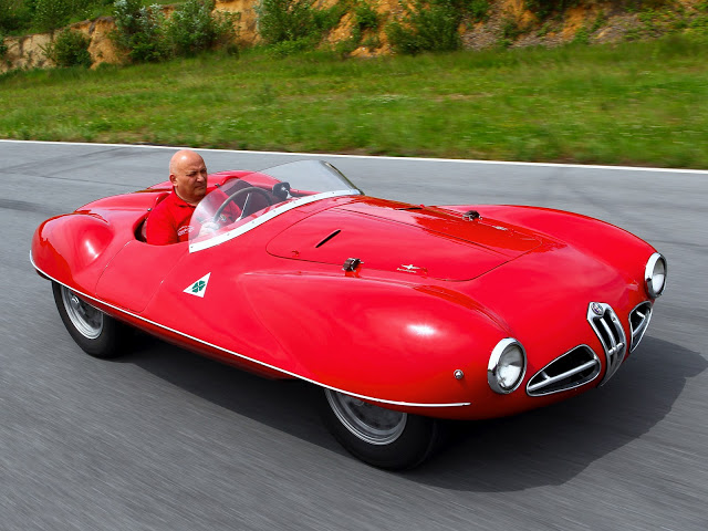 Φόρο τιμής στην Alfa Romeo Disco Volante από την Touring - Φωτογραφία 3