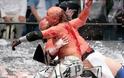Αυτό είναι το πιο βίαιο άθλημα στον κόσμο: Aγώνες πάλης με λάμπες φθορίου - Φωτογραφία 6