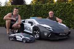 ΒΙΝΤΕΟ+PHOTO'S: Μια εντυπωσιακή Lamborghini Aventador από χαρτί και κόλλα!